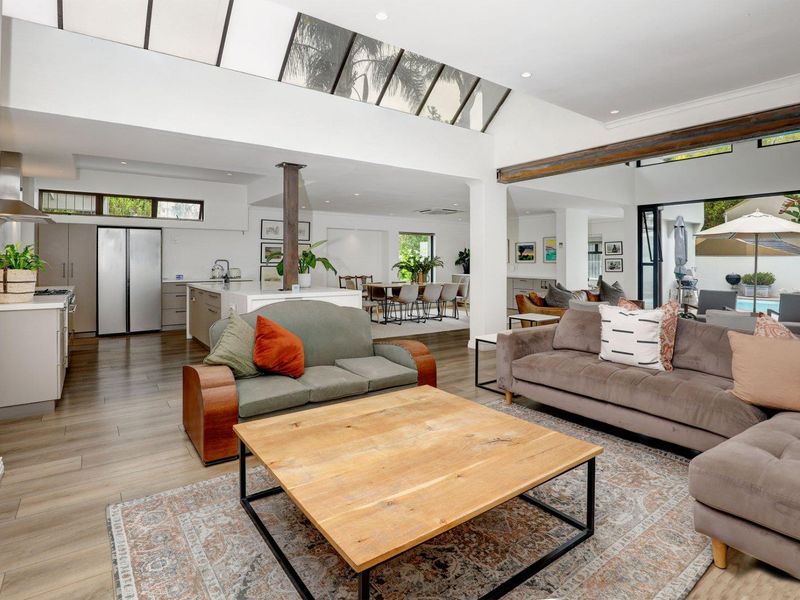 Bright, airy, and thoughtfully modernized with a creative touch. - Photo 3