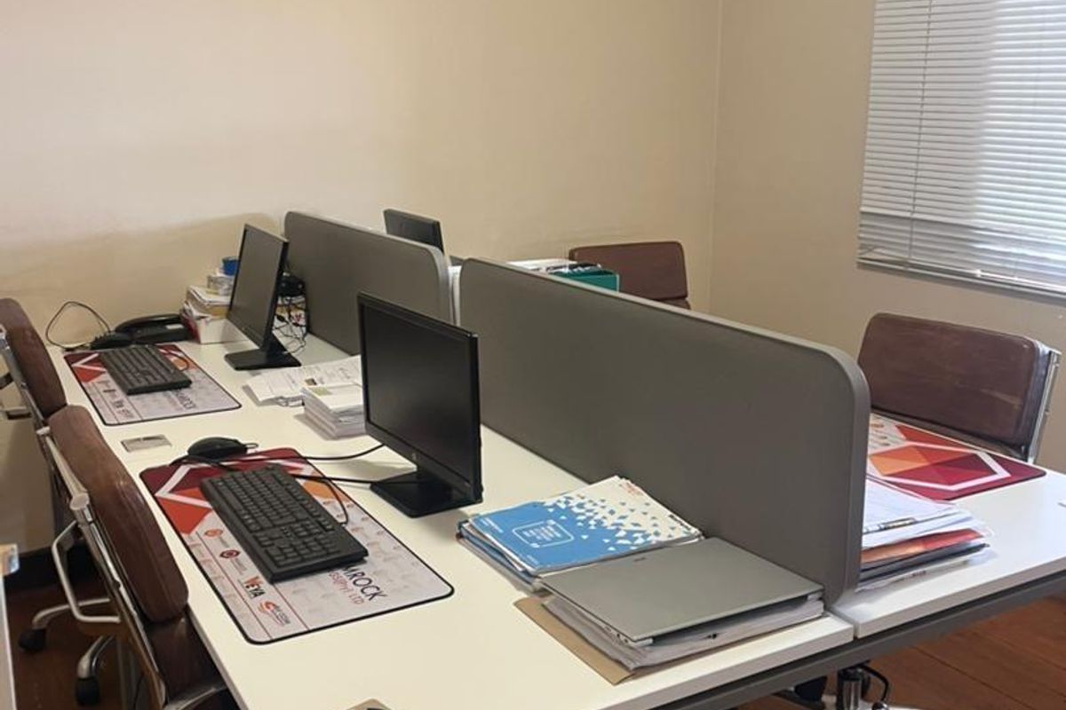 Office space for rent in Windhoek West - Photo 5