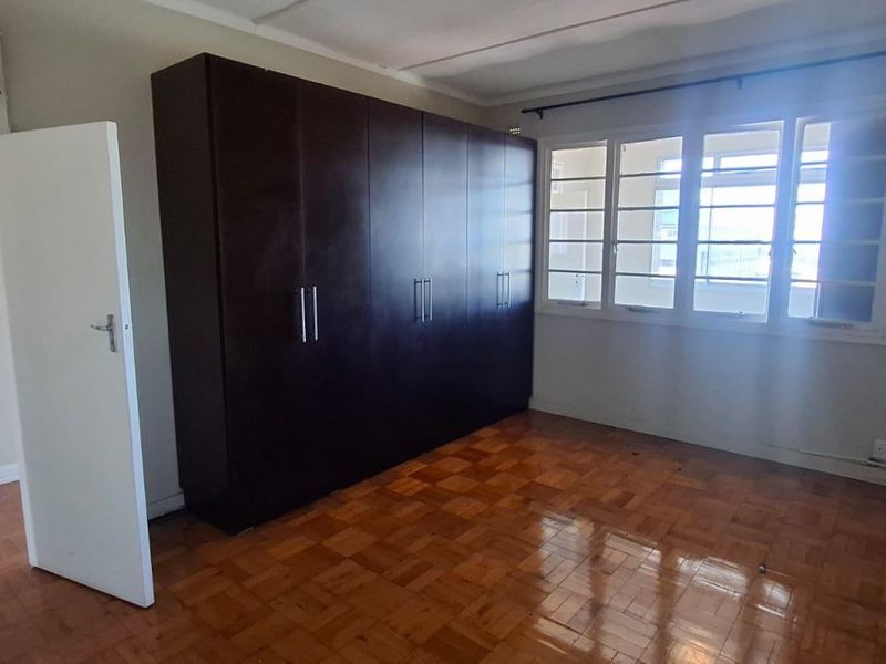 **Mini College / Learning Institution / Medium to Large Office Space Available in Centralized Location** - Photo 1