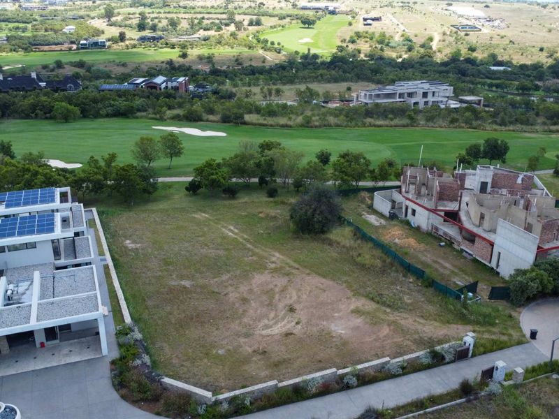 Exceptional fairway-listed stand in Steyn City, perfectly positioned to enjoy sweeping views of the 13th hole. - Photo 3