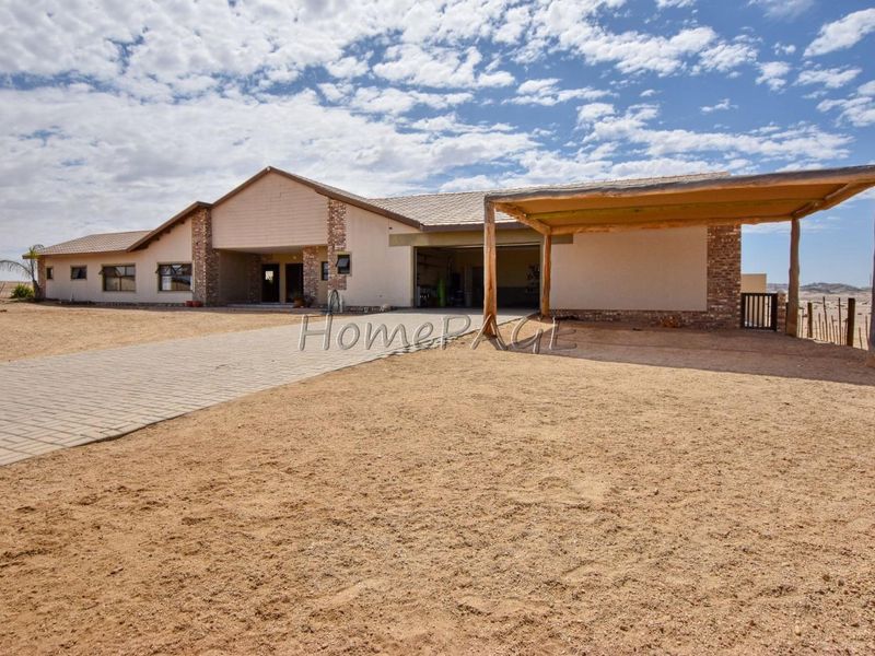 Swakop River Plots, Swakopmund:  5 Hectare Plot with LARGE 4 Bedr Home is for Sale - Photo 4