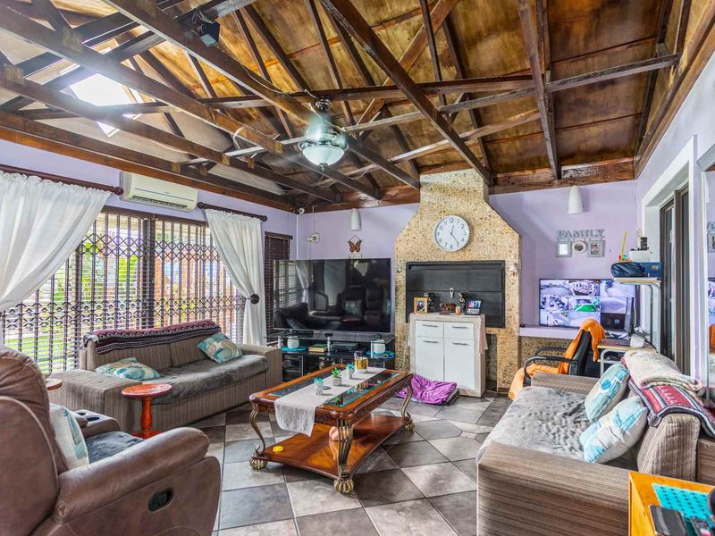 Prime Parklands Property - Photo 10