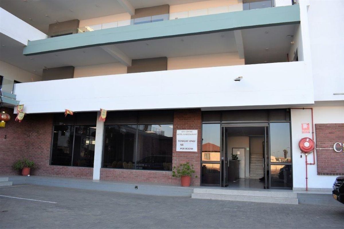 HOTEL FOR SALE IN WALVIS BAY. - Photo 3