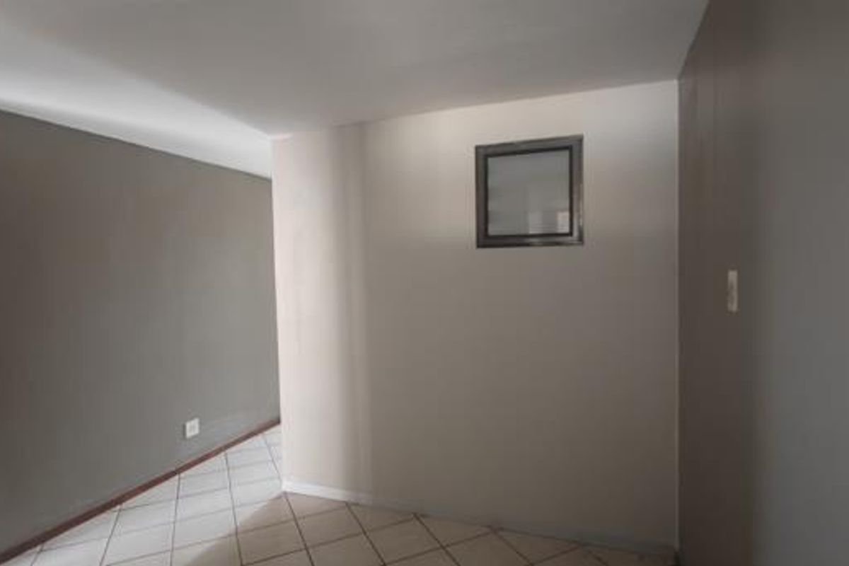 Unlock Potential in This Spacious 3-Bedroom Apartment - Photo 5