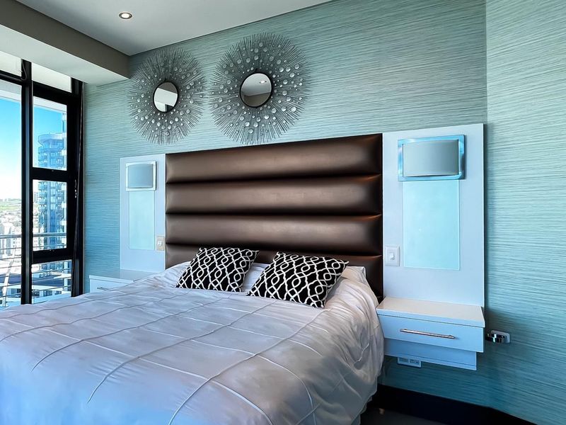 2 BEDROOM | 2.5 BATHROOM APARTMENT - Photo 5