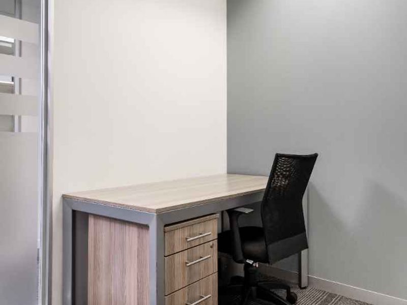 Fully serviced private office space for you and your team in Regus Rivonia Village - Photo 2