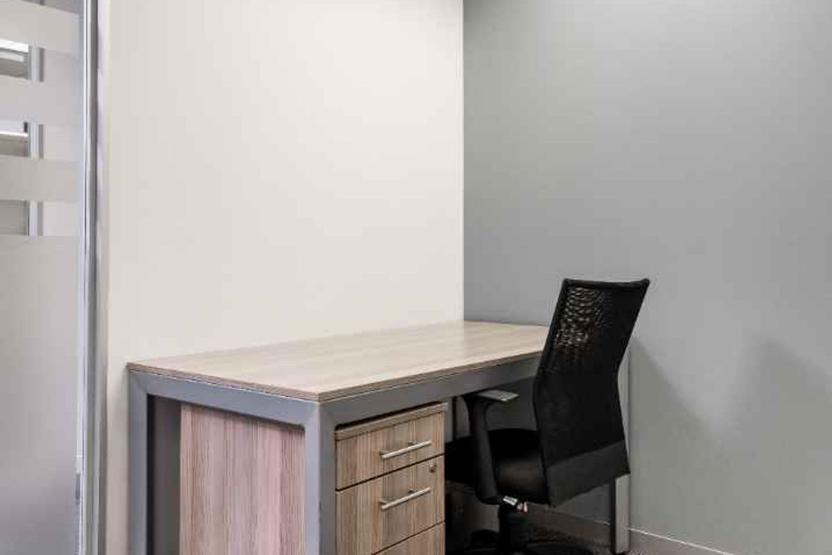 Fully serviced private office space for you and your team in Regus Rivonia Village - Photo 2