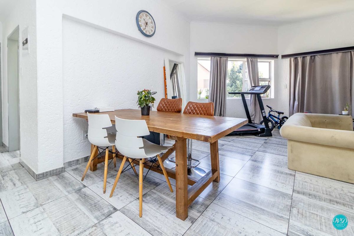 Live Securely, Close to Everything! - Photo 5