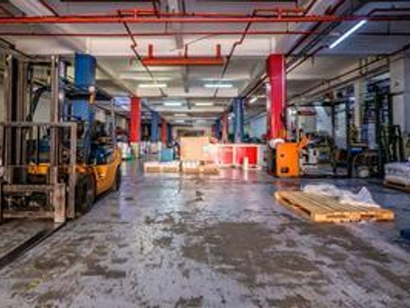 Top quality multi-use building for sale in Selby - Photo 6