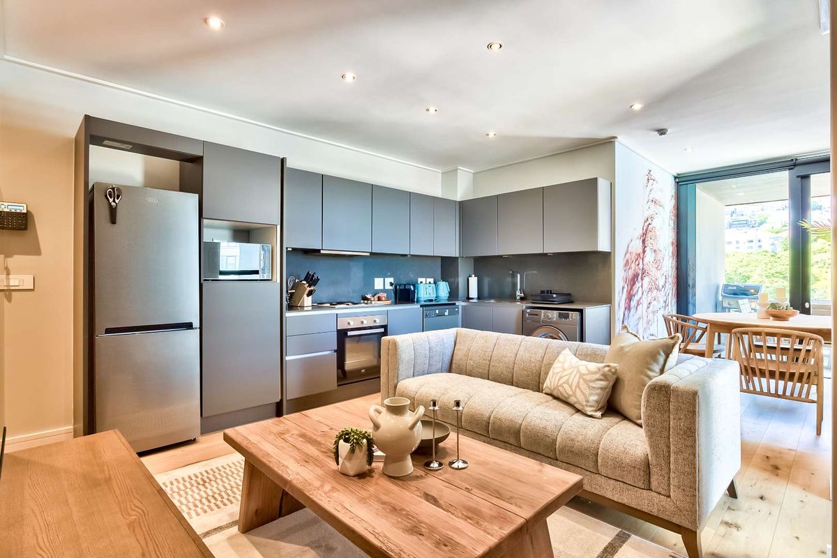 1 Bed | 1 Bath | Patio | Views | Park Bay | AirBNB Ready | Fully Furnished | 24 hour Security - Photo 5