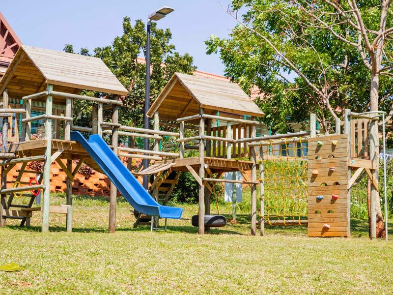 Kahala Valley, Izinga Ridge | 2 Bedroom Townhouse for Sale | Garage + Bay - Photo 2