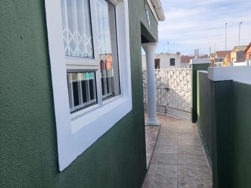 3 Bedroom House to Rent in Mandela Park - Photo 8