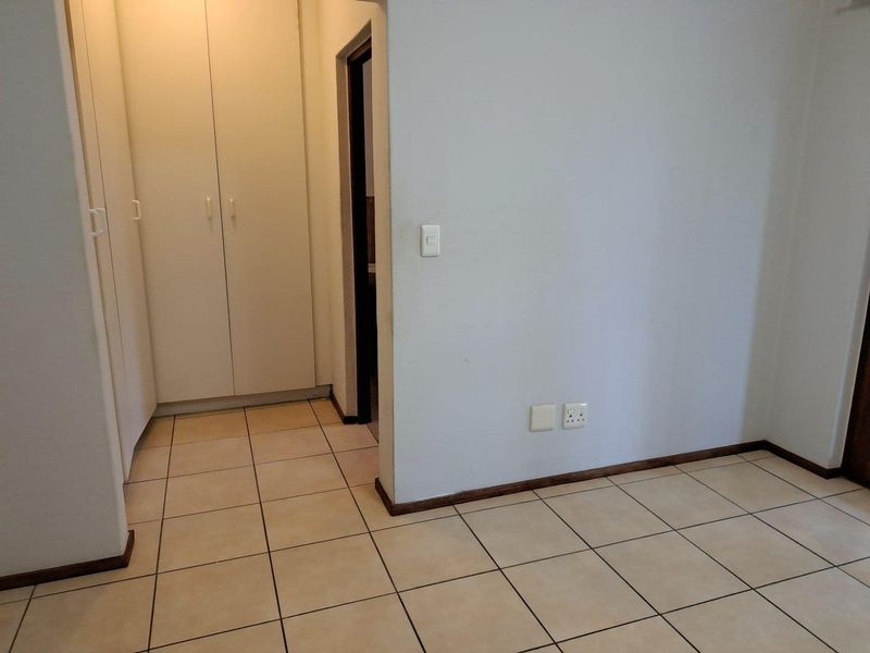 2 Bed 2 Bath Groundfloor Unit - Photo 7