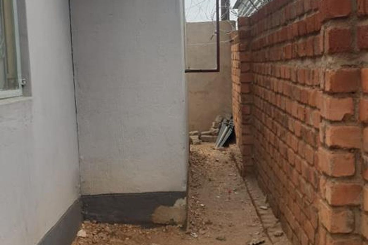 3 Bedrooms Freestanding House! - Photo 2