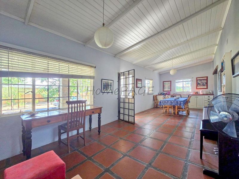 Omaruru:  Quaint Cottage Style 3 Bedr home is for sale - Photo 9