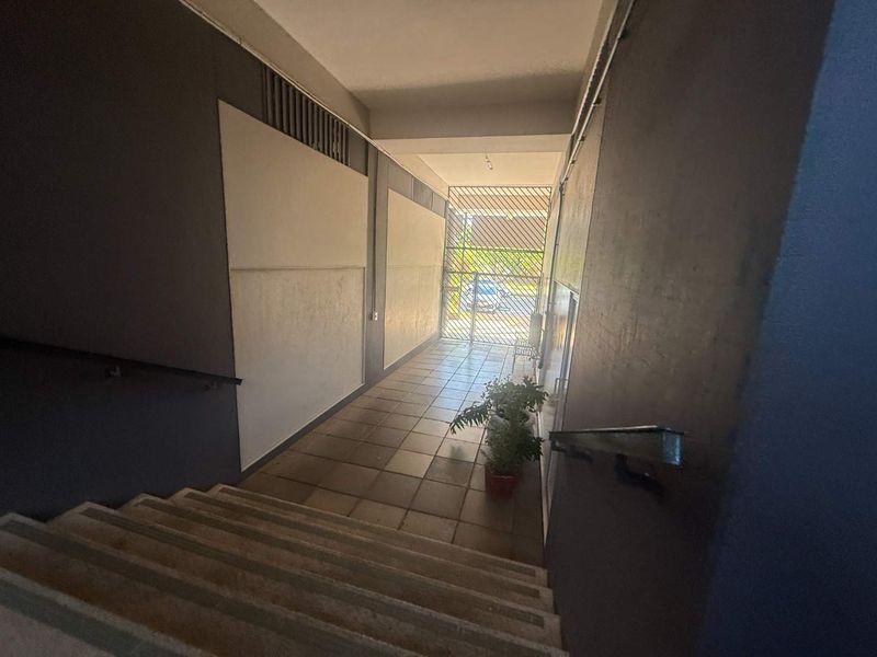 Spacious 3-Bedroom Apartment – 140sqm | Secure | Immediate Occupation - Photo 4