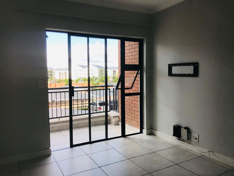 Luxury 1 Bedroom for Rent - Photo 6
