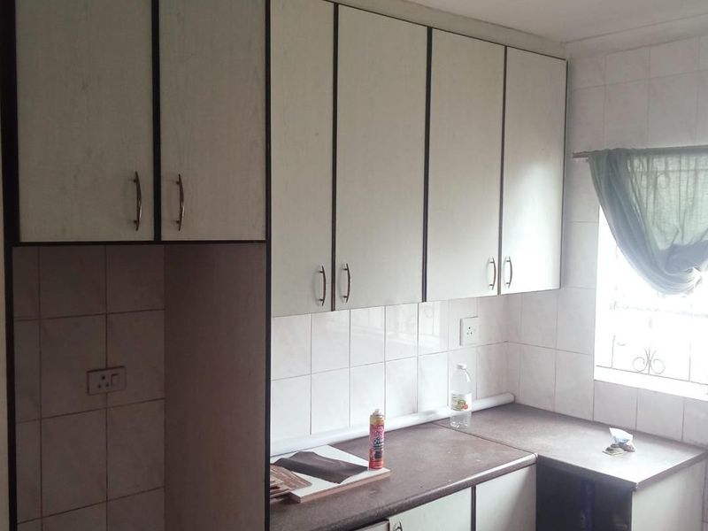 FINDYOUR INVESTMENT PROPERTY IN THIS 3 BED WELL PRICED!!!! - Photo 9