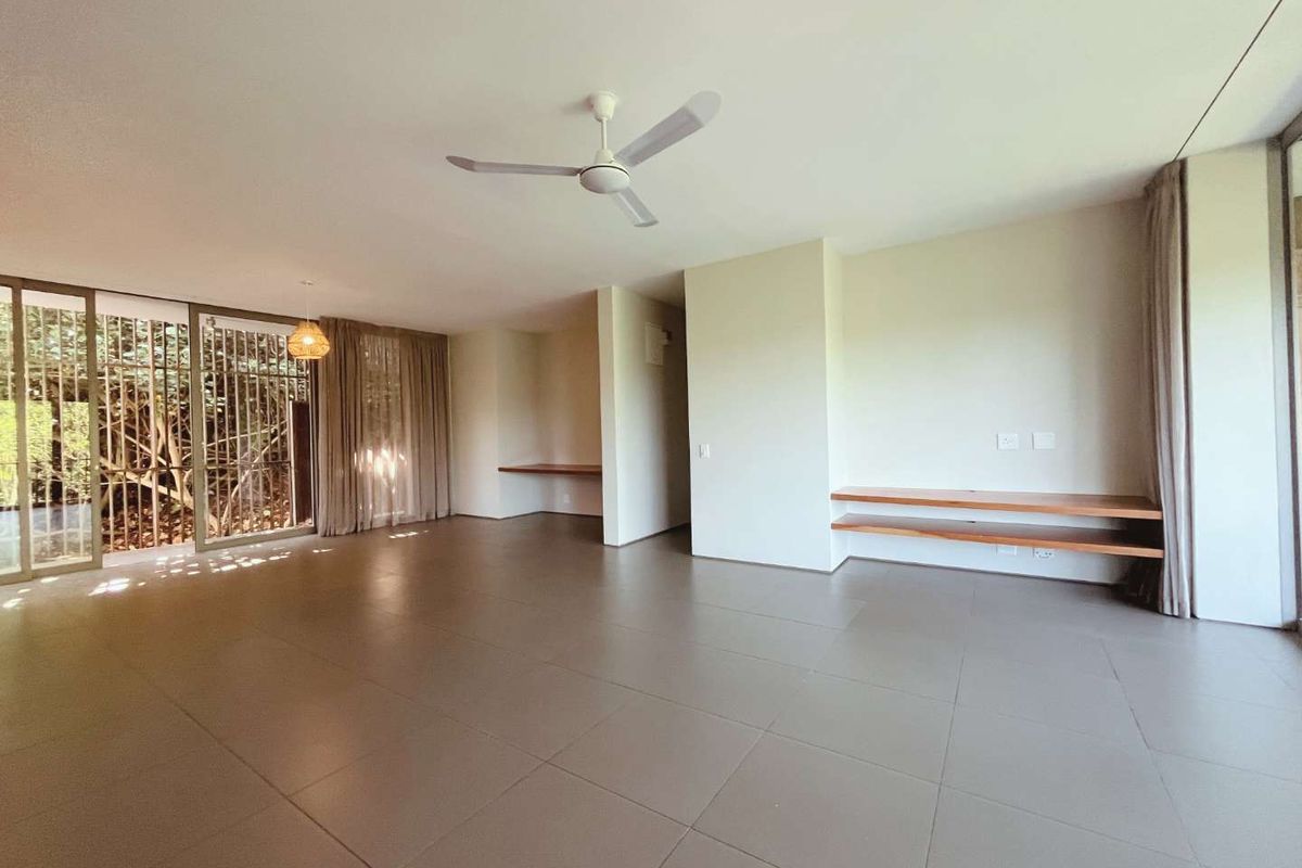 Top Floor 3-Bedroom Apartment with Stunning Estate Views in Dunkirk Estate - Photo 3