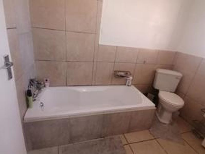 Investers dream priced to go - Photo 8