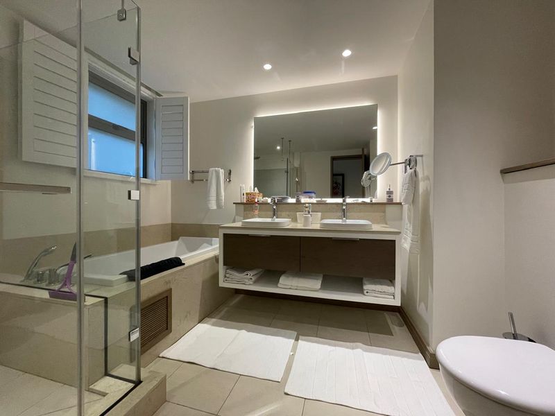 Tropical Elegance in the Heart of Mont Choisy Park - Photo 9