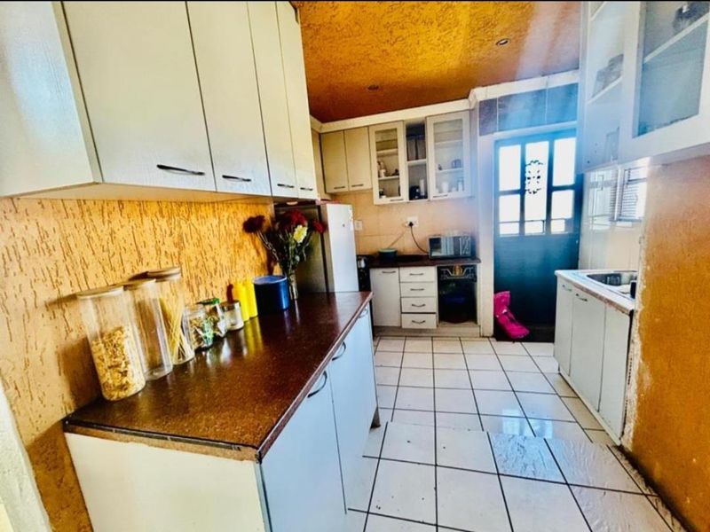3 Bedroom House For Sale in Vanderbijlpark Ce3 - Photo 4