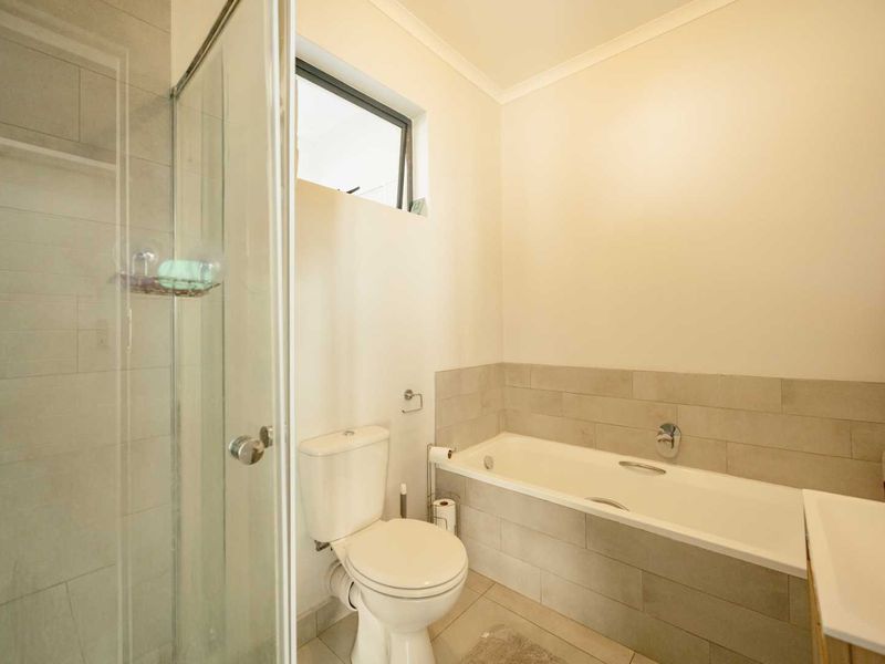 INVESTMENT OPPORTUNITY | MODERN 1-BEDROOM TOP-FLOOR APARTMENT IN SHERE - Photo 9