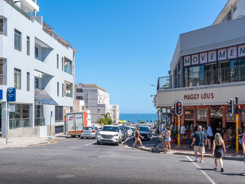 Prime 2-Bedroom Apartment on Central St Johns Road - Photo 10