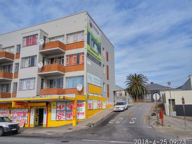Bachelor Flat available in Sydenham in Port Elizabeth - Photo 8