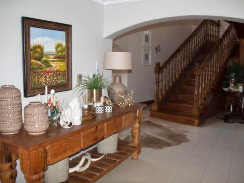 Munificent Mondeor - Photo 5