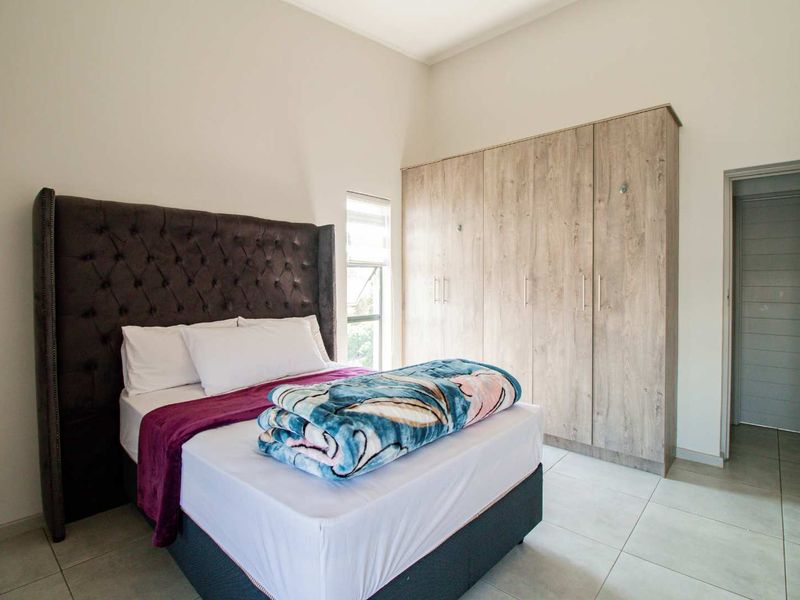 Welcome Home to Your Modern Two Bedroom Apartment! - Photo 8