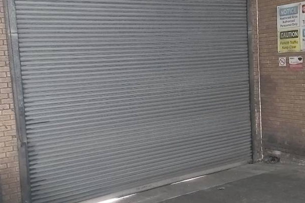 Warehouse/manufacturing/ Distribution unit to let in Sidwell. - Photo 3