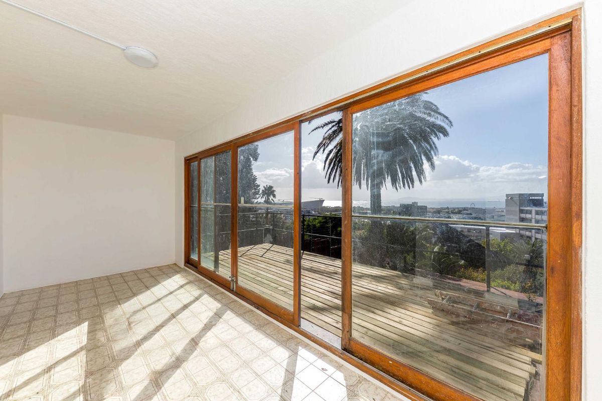 Dream Home Potential Meets Prime Development Opportunity - Photo 4
