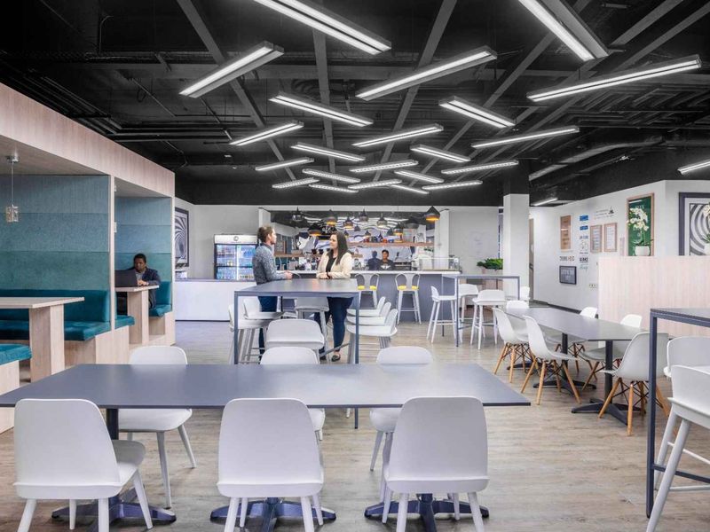 Find office space in Spaces Menlyn Maine for 5 persons with everything taken care of. - Photo 7