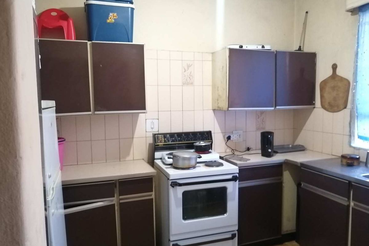 Ideal investment opportunity in Sunnyside - Photo 3