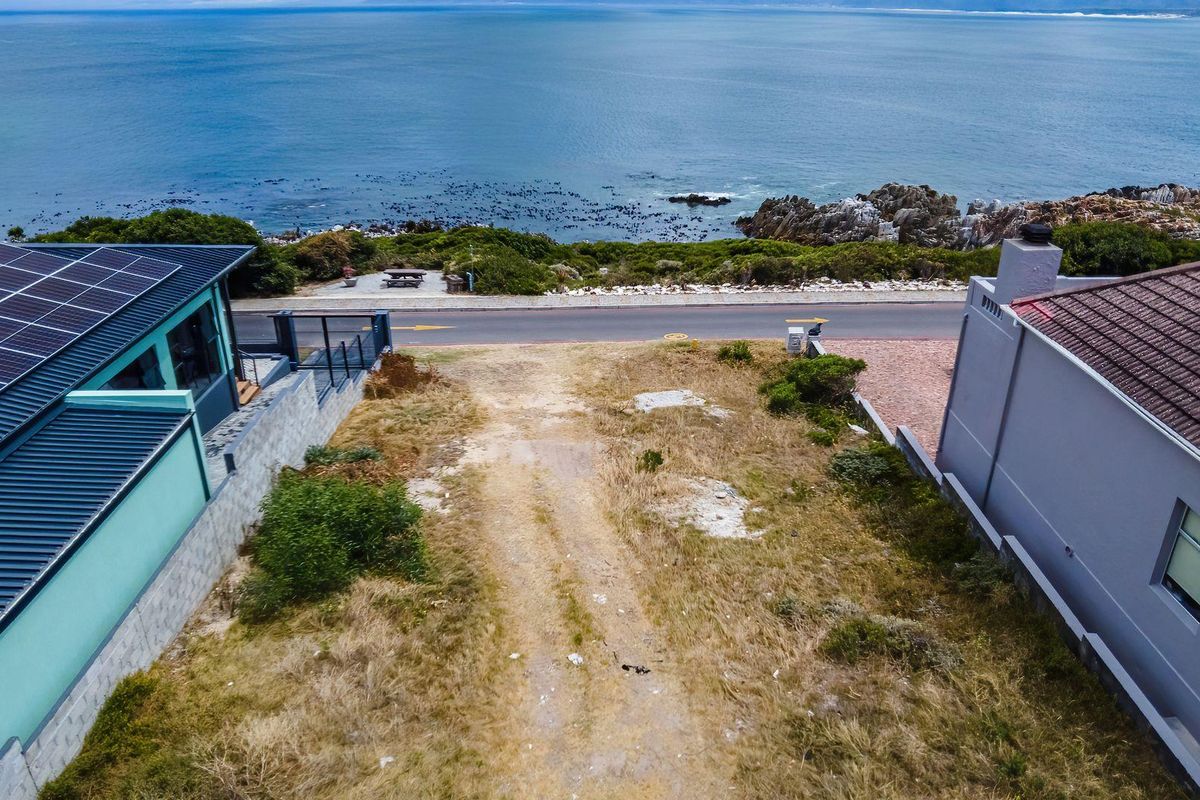 Simply, front-row - Photo 3