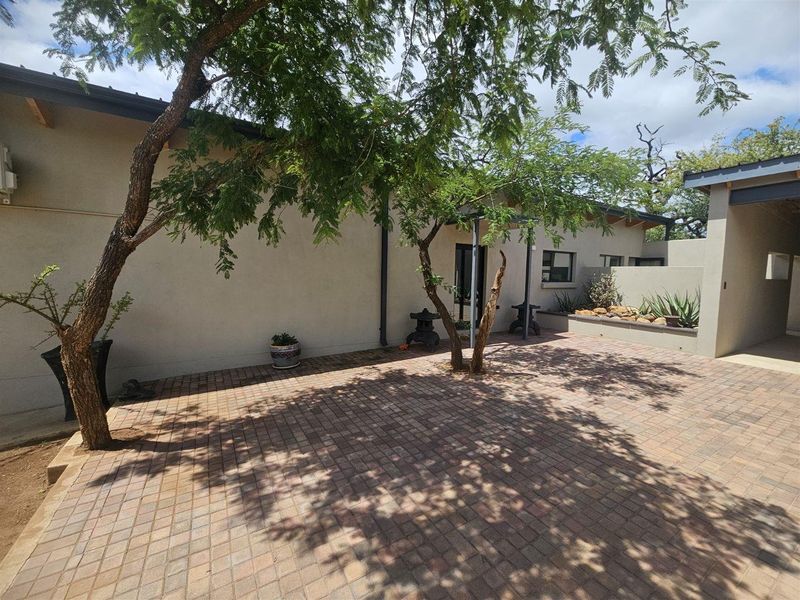 Bush Home to rent in Zandspruit Bush & Aero Estate, Hoedspruit - Photo 6