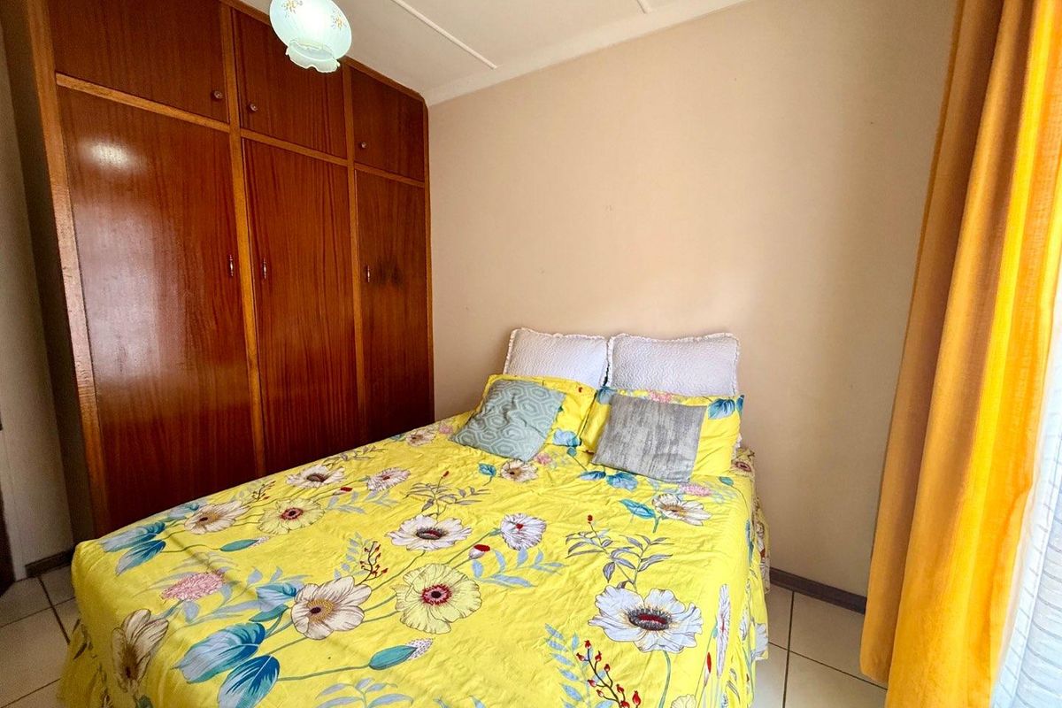 Beautiful 3 Bedroom Townhouse for sale - Photo 5