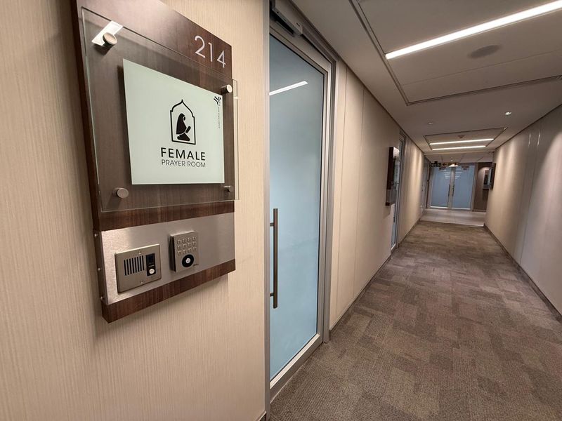 Prime Office Space Available for Lease at Hyde Park Corner - Photo 6