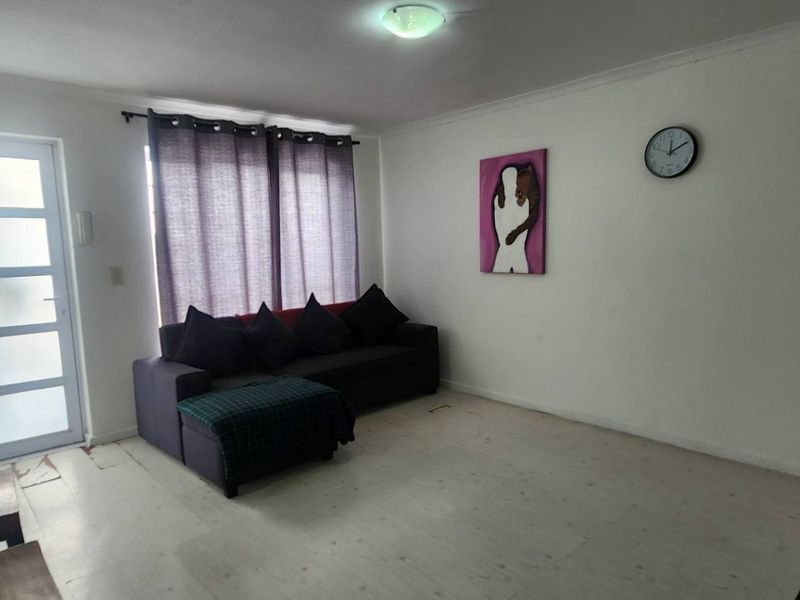 Investor Alert, Brilliant Buy, Brilliant Price. - Photo 7