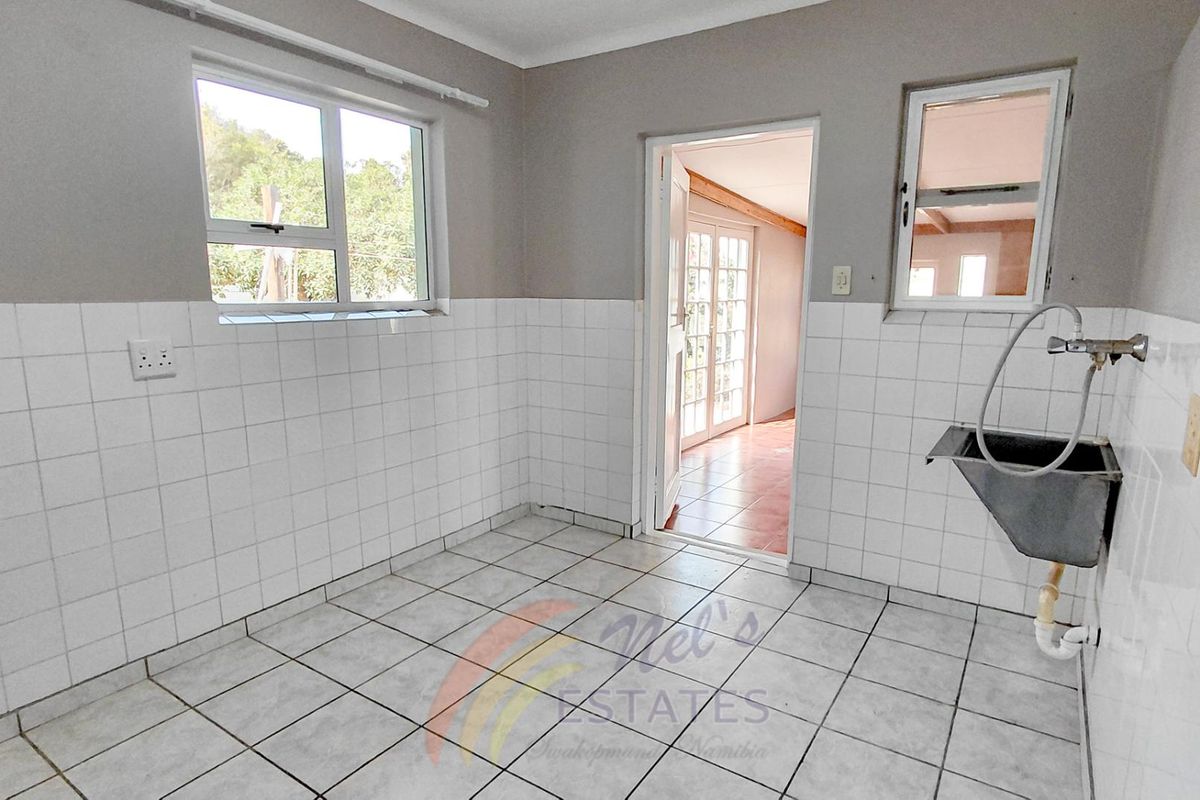 Home to Rent in Vineta, Swakopmund - Photo 5