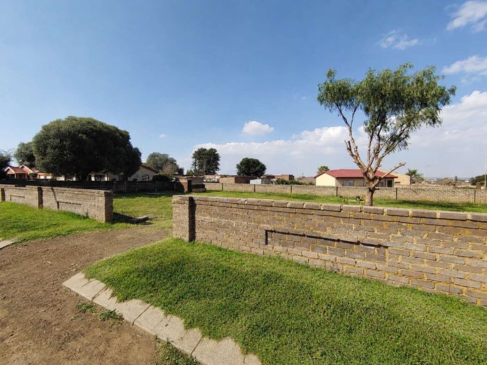 Property #2553095, Vacant Land Residential For Sale in Meyerton Park