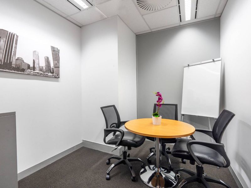 Discover many ways to work your way in Regus The Isle, Sandton - Photo 1