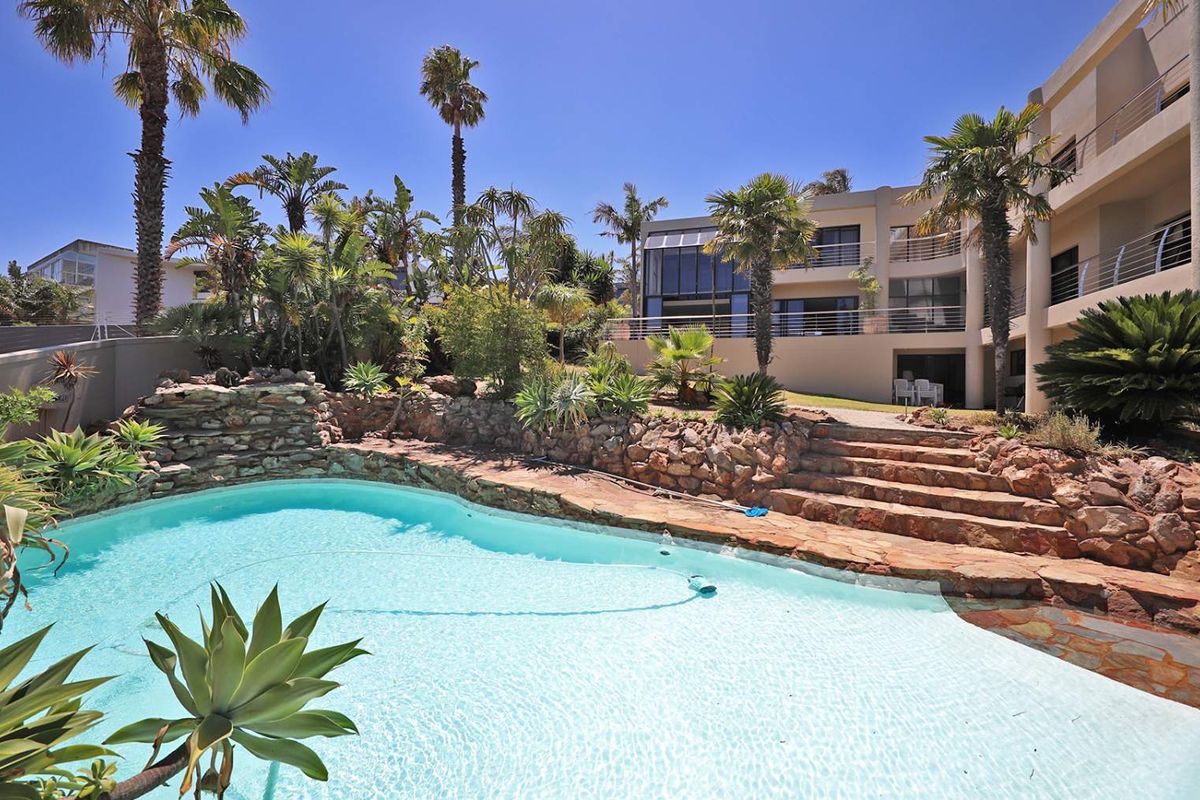 A True Masterpiece of Luxury Living in Plattekloof. - Photo 3