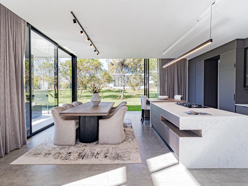 Ultra-Luxury Home with Exceptional Finishes - Photo 5