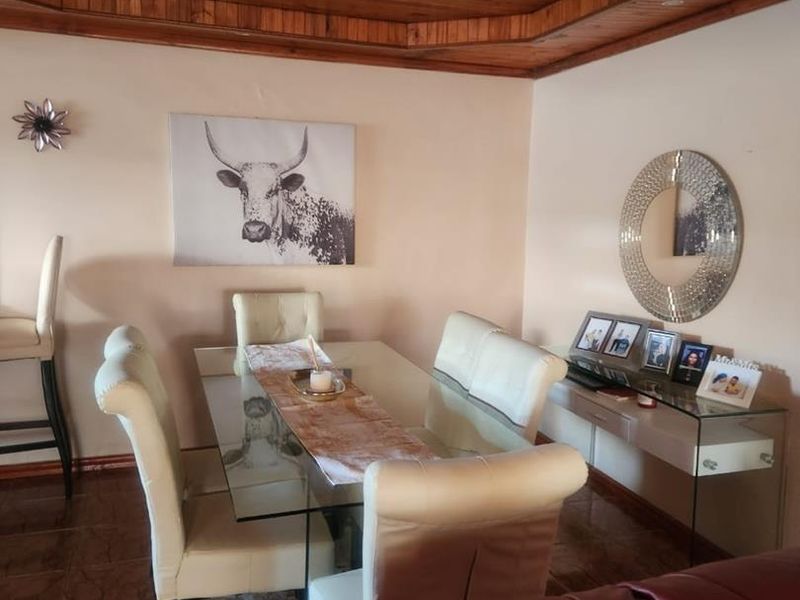 2 Bedroom House for Sale in Nyanga - Photo 6