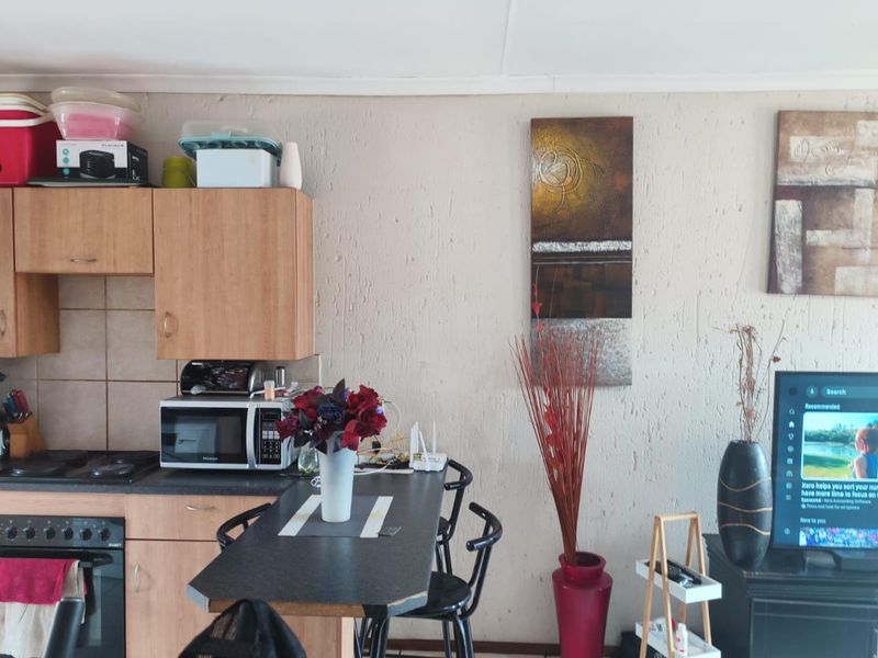 2 beds-2nd floor, great Complex! - Photo 4