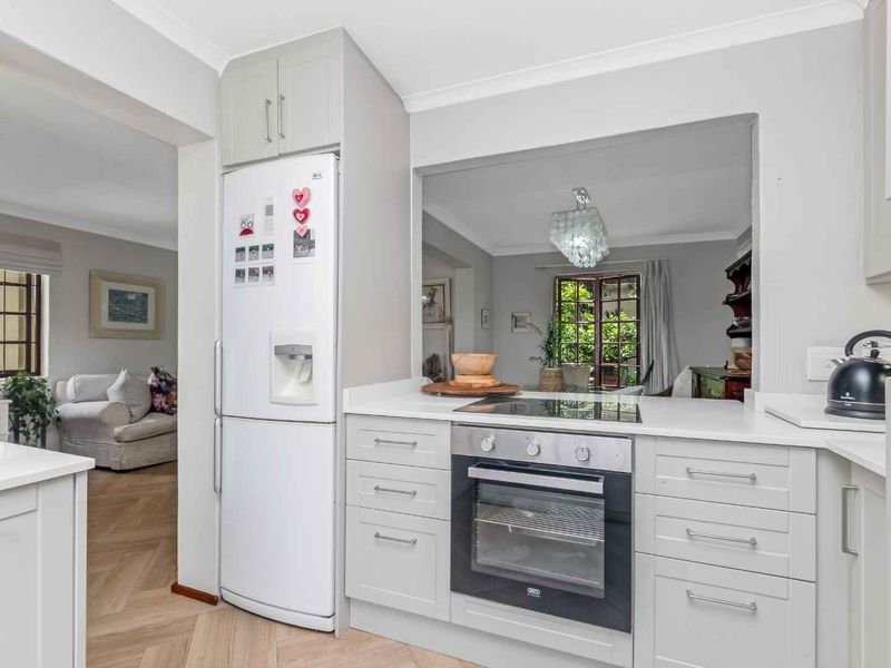 A DUPLEX SANCTUARY IN THE TREETOPS — LIVING IN LOVELY LONEHILL WILL LEAVE YOU IN ABSOLOUTE AWE - Photo 7