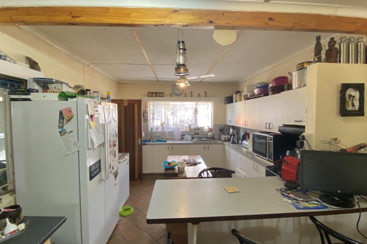 3 - Bedroom Home For Sale In Dorado Park - Photo 3