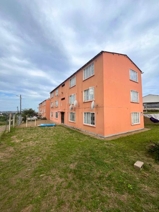 Property #2478130, Apartment For Sale in Whetstone